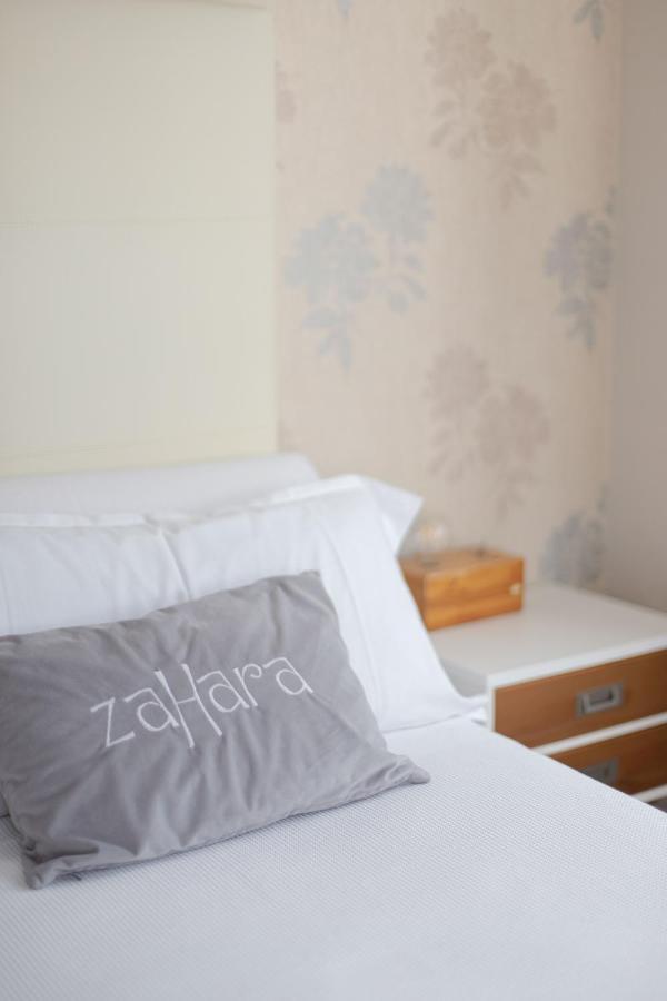 Hostal Zahara Ferrol Exterior foto